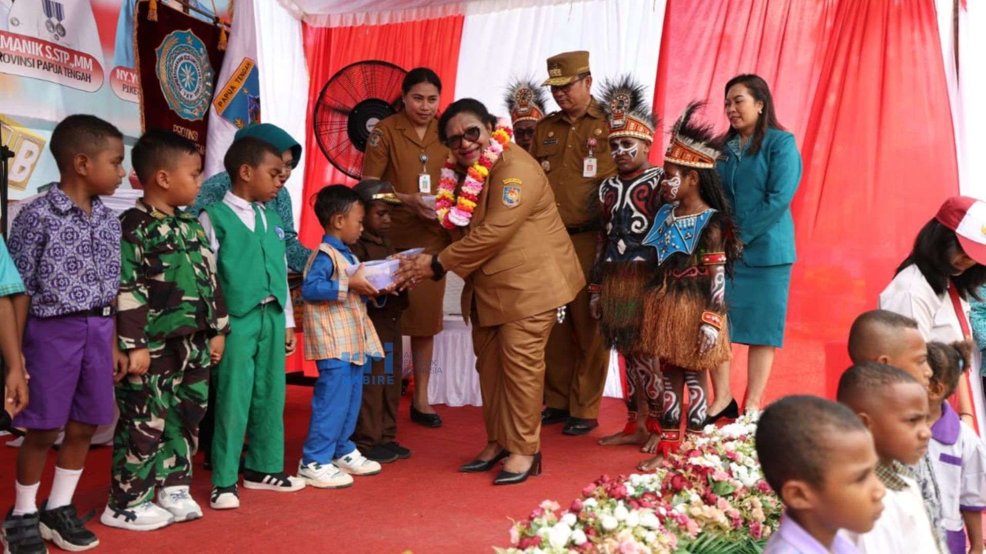 Central Papua Province is currently conducting a Healthy and Nutritious Breakfast program trial aimed at students and teachers at Early Childhood Education and Elementary School levels